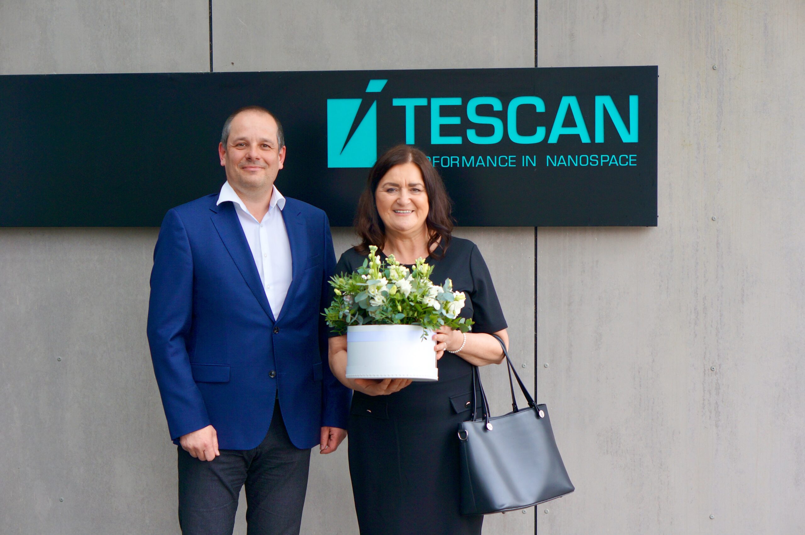TESCAN navštívila ministryně pro vědu, výzkum a inovace